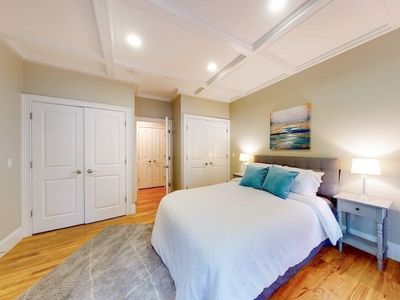 201 Pearl St #2, Cambridge, MA, 02139