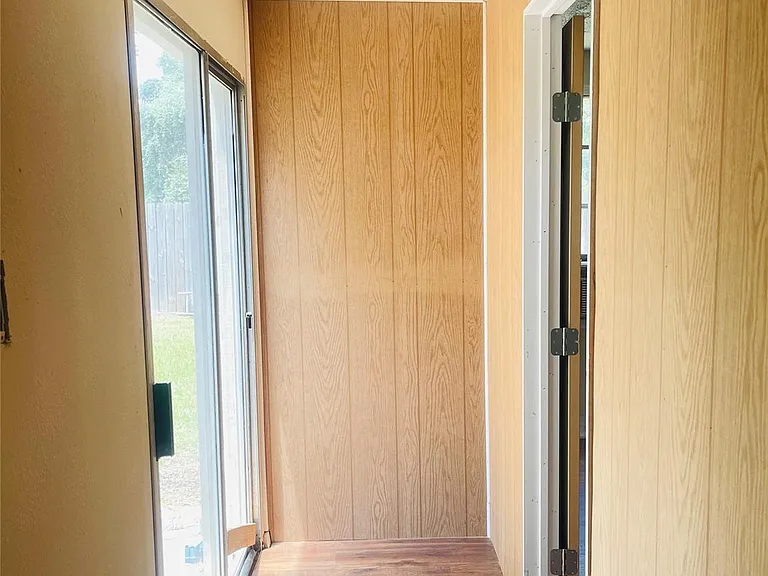 6406 Bayou Crest Dr — Photo 15
