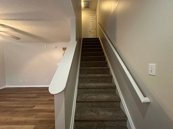 3rd image of 131 Primrose Ln #B
