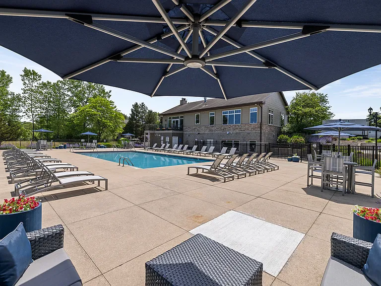 Saddlebrook Apartments Lounge Seating