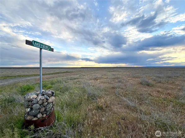 0 NNA Eastside (Private) Drive, Ephrata, WA 98823