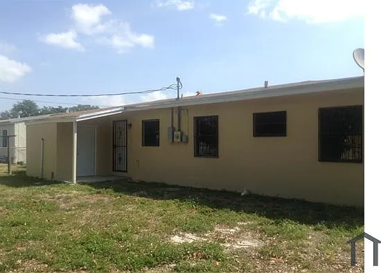 4 bed, 1348 sqft, $3,600 — Photo 4