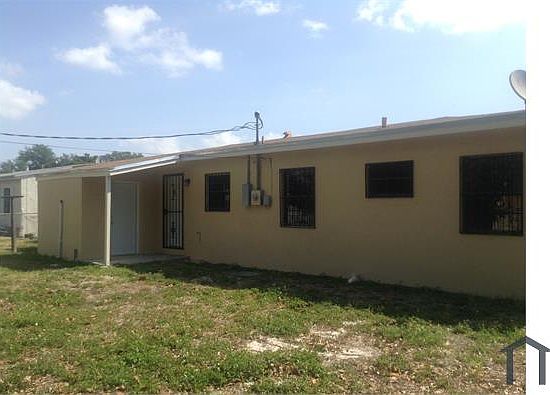 2nd image of 16140 NW 27th Pl