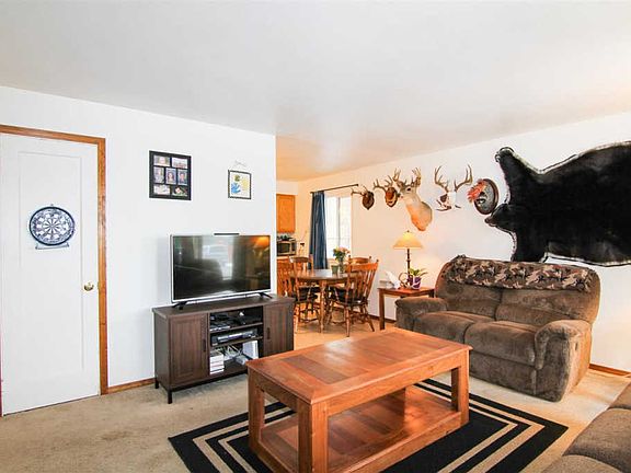 3rd image of 6114 N Greenwood Blvd