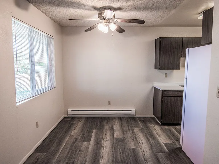The Grove Apartments — Photo 6