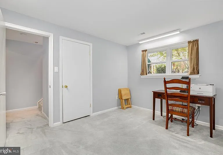 5217 Harbor Court Dr — Photo 18