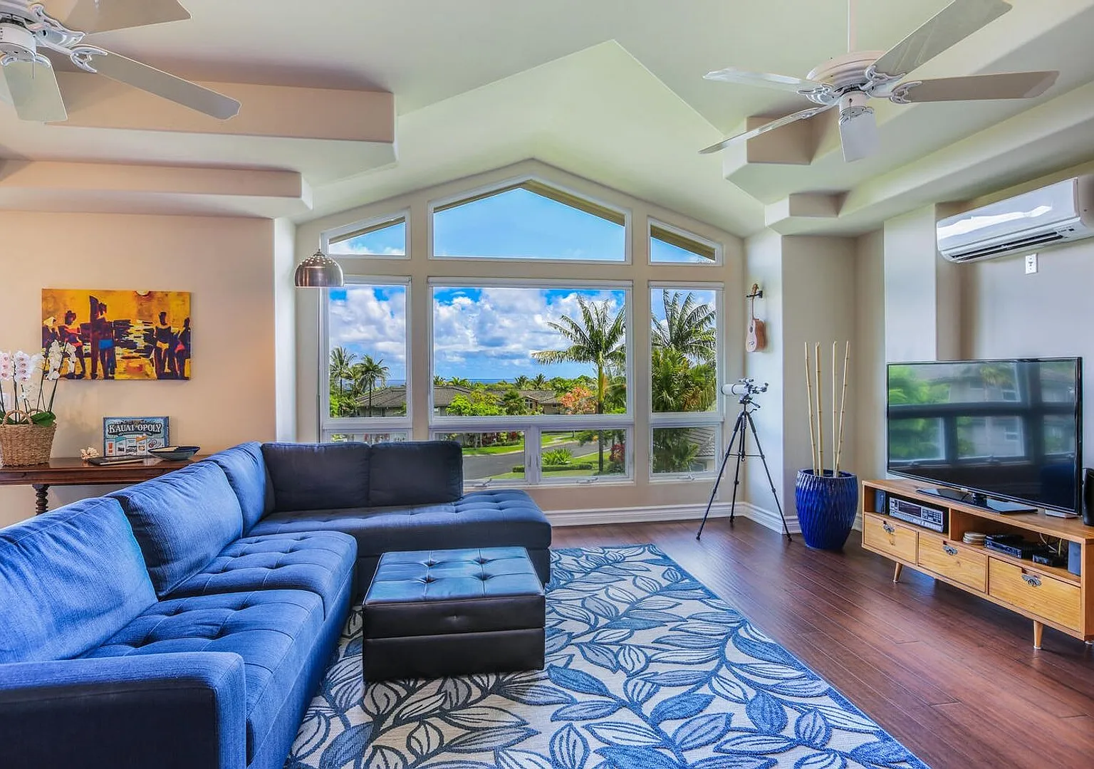 Luxe Hawaii Living at Noelani Kai Escape — Photo 1