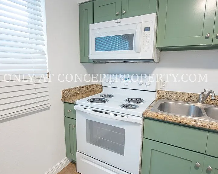 466 E Woodland Ave — Photo 17