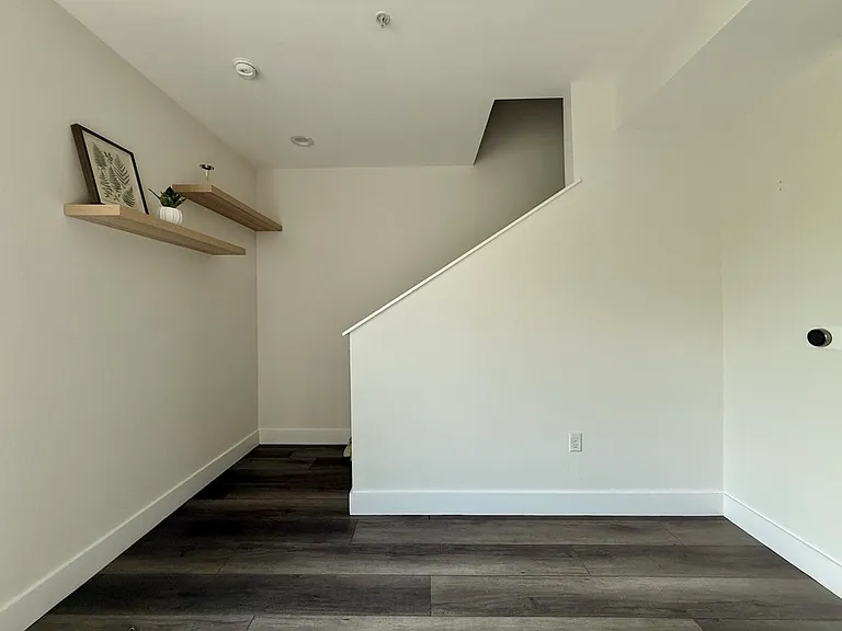 604 N Bluff Dr #115 — Photo 18