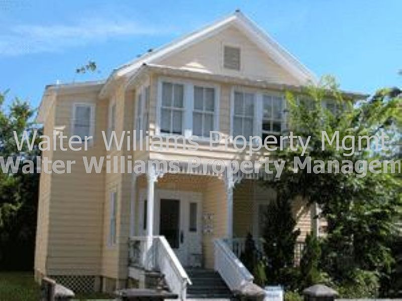 1st image of 54 1/2 Carrera St APT D