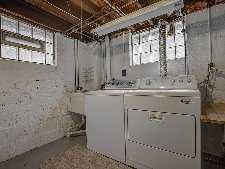 105 Albert St — Photo 18