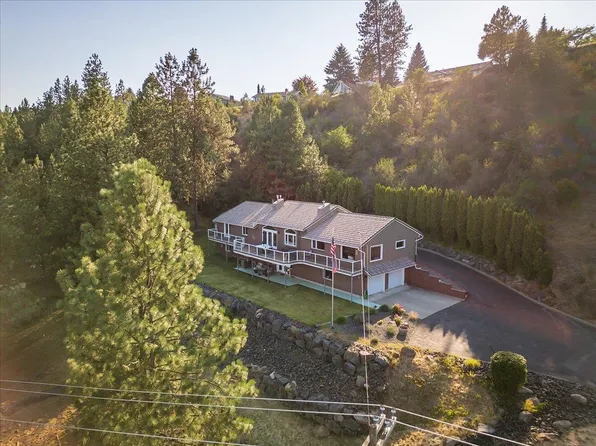 7907 N Cedar Rd, Spokane, WA 99208