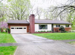 399 Mowbray Rd, Akron, OH 44333