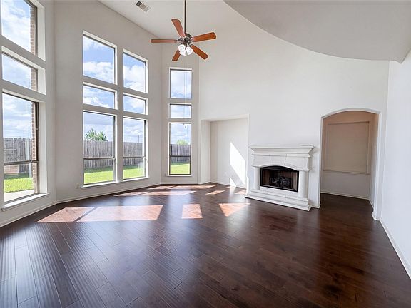 3rd image of 8611 Bright Angel Ln