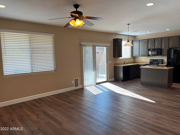 4th image of 17407 W Banff Ln