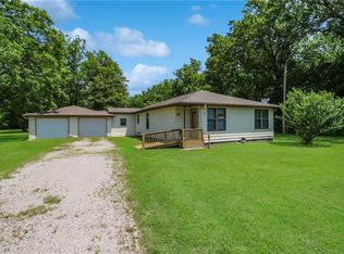 1278 24500th Rd, Parsons, KS 67357