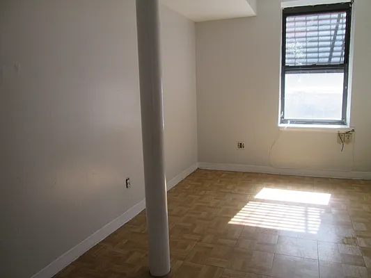 Rented by Mason Group LLC | media 9