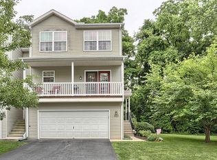2809 Sunset Ct, Mechanicsburg, PA