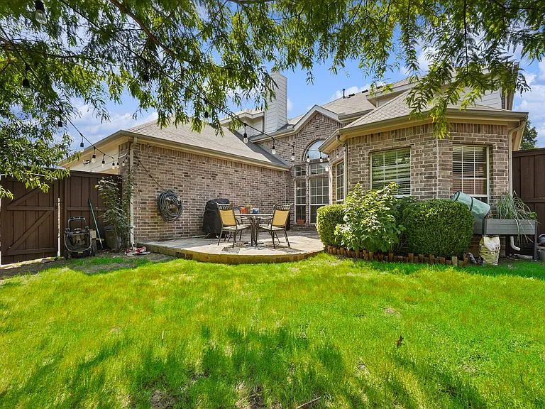 10153 Ferry Farm Ln — Photo 36
