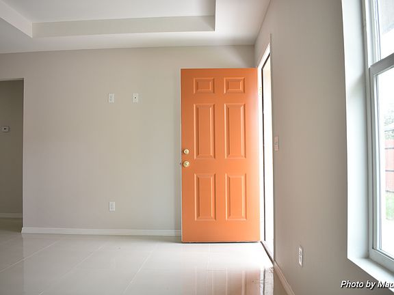 5th image of 309 N 17th St