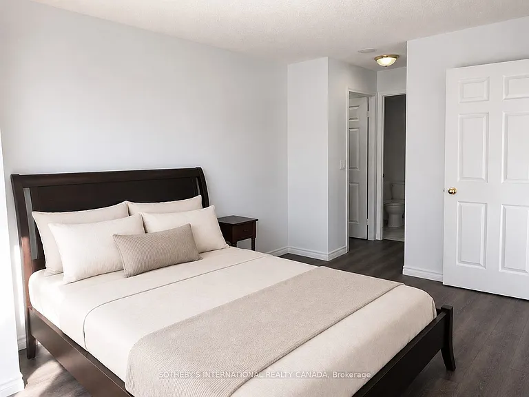909 Bay St #1901 — Photo 12