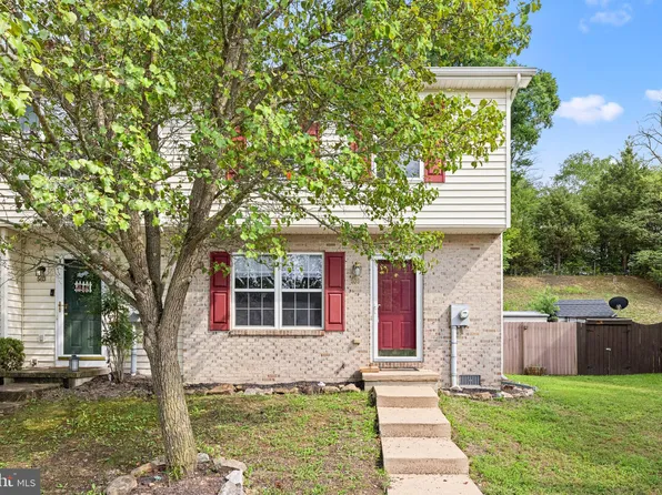 505 Ridgefield Ave, Stephens City, VA 22655