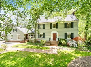 7008 Arandale Rd, Bethesda, MD 20817