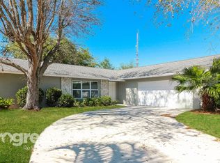 1199 Kinglet Ter, Wellington, FL 33414