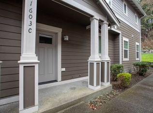 1603 Burnside Pl UNIT C, Dupont, WA 98327