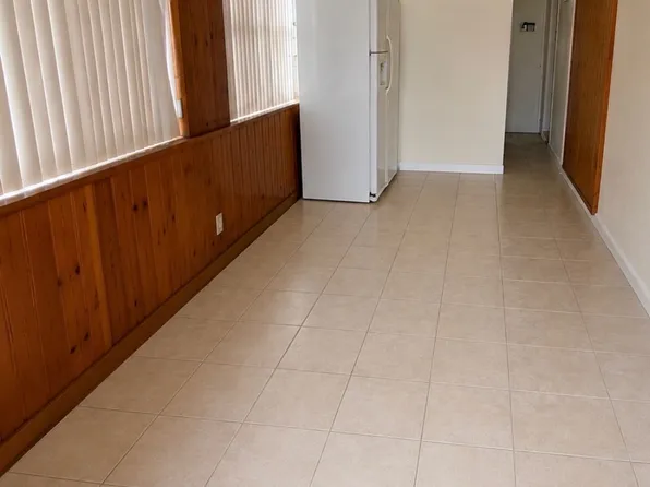 3961 NW 6th St, Miami, FL