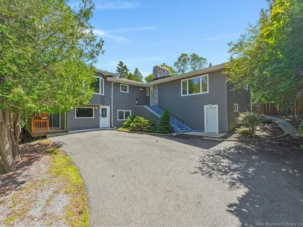 100 Kennebecasis Dr, Saint John, NB E2K 2G1