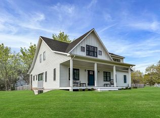 4 S Midway Rd, Shelter Island, NY 11964