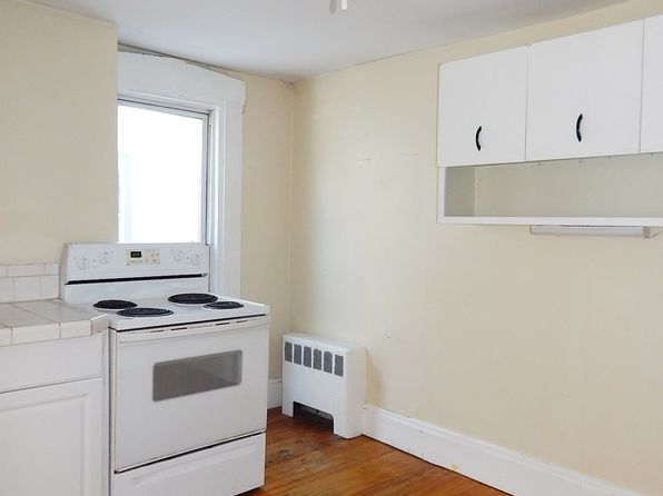 110 Essex St APT 1