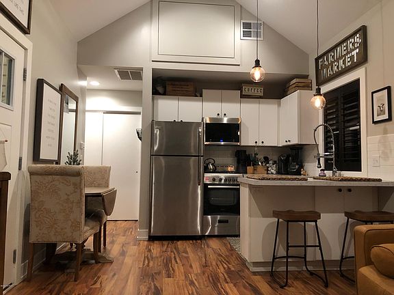 5th image of 387 Central Ave #2