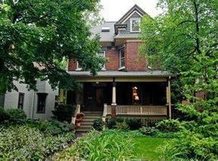 931 Maple Ave, Evanston, IL 60202