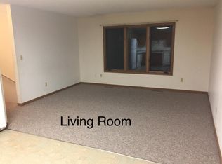 1006 E Market St, Iowa City, IA 52245