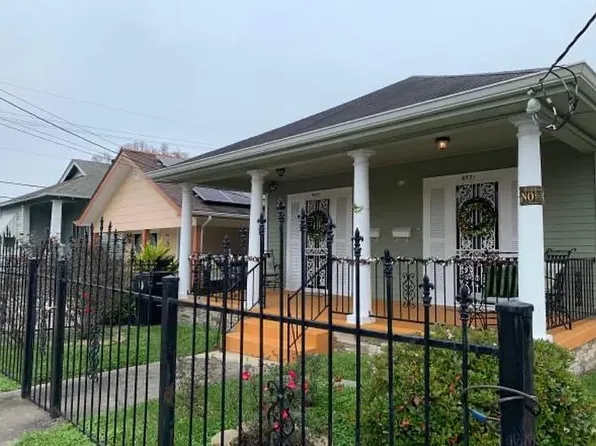 8933 Belfast St, New Orleans, LA 70118