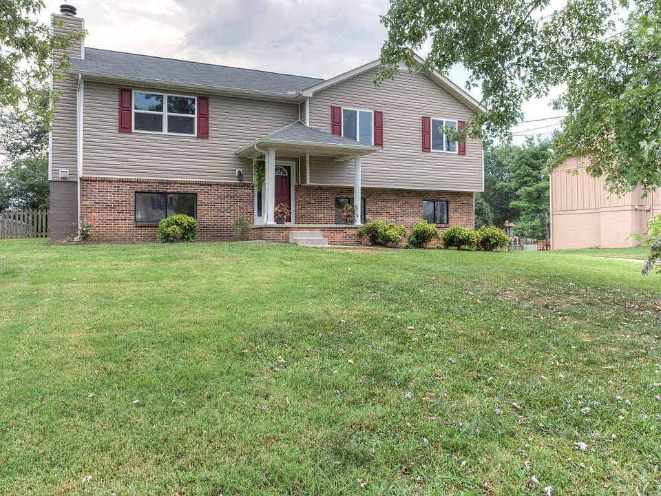 1st image of 1836 Dunraven Dr