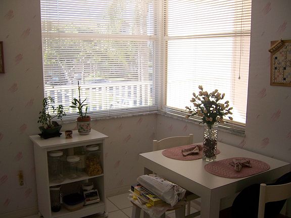 3rd image of 10414 NW 24th Pl APT 202