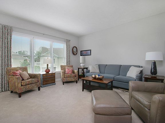 5th image of 5996 Elmwood Lake Dr
