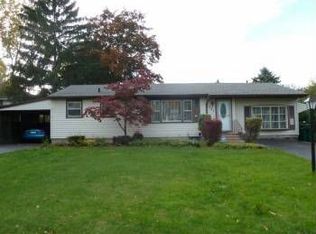 321 Cascade Pl, Irondequoit, NY 14609
