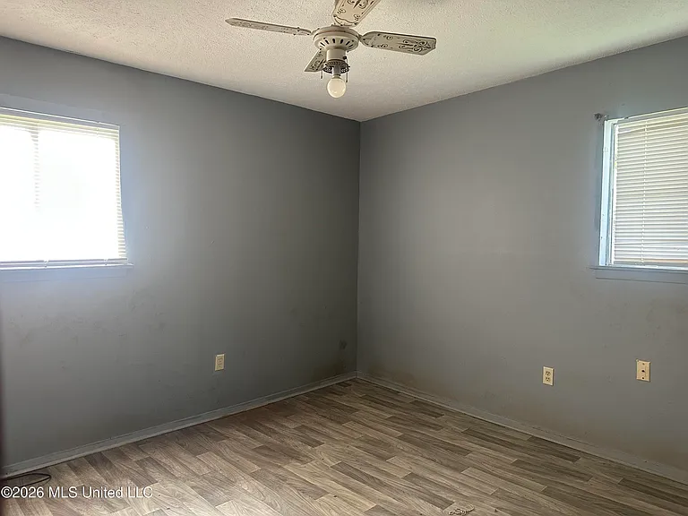 3655 Horton St — Photo 22