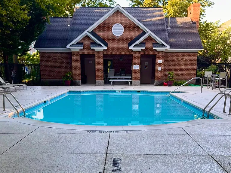 115 Lake Cook Dr — Photo 40