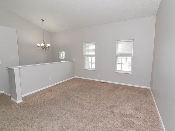 3rd image of 4917 Pritchard Ln