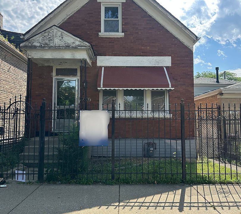 1st image of 2851 S Saint Louis Ave