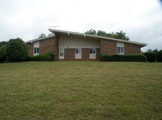 4025 Barnett Shoals Rd, Athens, GA 30605