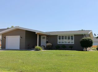 424 5th Ave, Ottawa, IL 61350