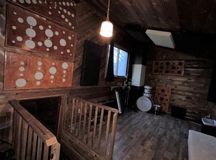 2305 Larch Ln N, Plymouth, MN 55441