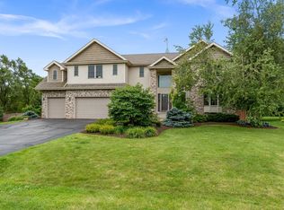 245 Glen Abbey Dr, Rockford, IL 61107