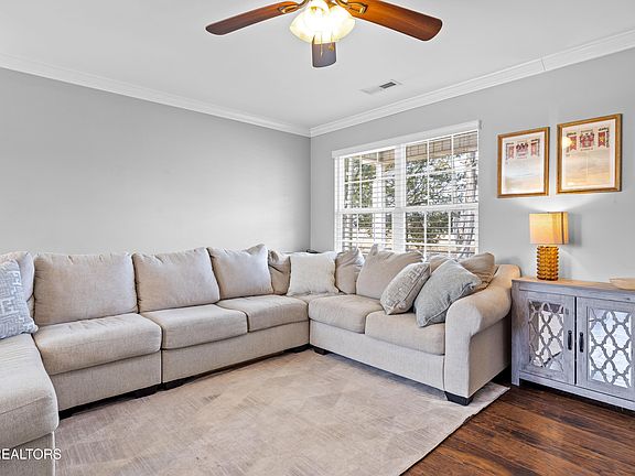 5th image of 2476 Gibson Cir #1